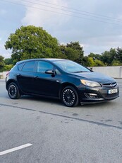 2015 - Opel Astra Manual