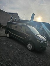 2015 - Opel Vivaro Manual