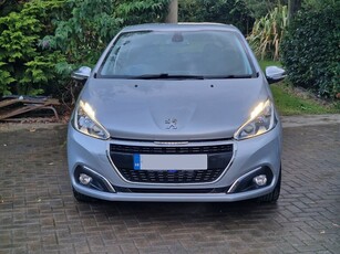 2015 - Peugeot 208 Manual