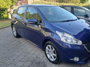 2015 - Peugeot 208 Manual