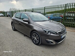 2015 - Peugeot 308 Manual