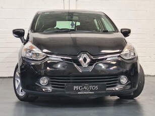 2015 - Renault Clio Manual