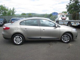 2015 - Renault Fluence Manual