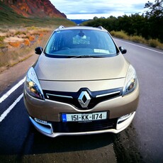 2015 - Renault Grand Scenic Manual