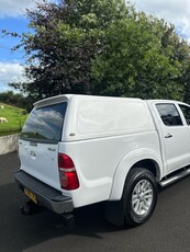 2015 - Toyota Hilux Manual