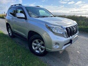 2015 - Toyota Land Cruiser Manual