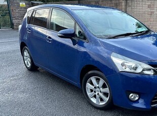 2015 - Toyota Verso Manual