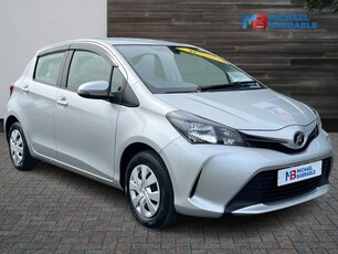 2015 - Toyota Vitz Automatic