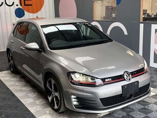 2015 - Volkswagen Golf Automatic