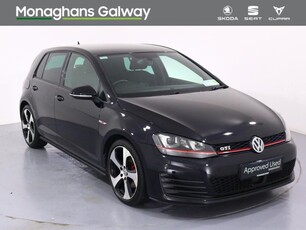 2015 - Volkswagen Golf Manual