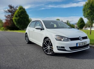 2015 - Volkswagen Golf Manual