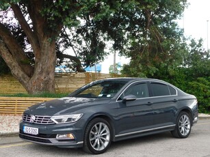 2015 - Volkswagen Passat Manual