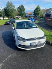 2015 - Volkswagen Polo Automatic