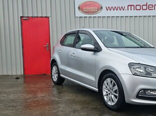 2015 - Volkswagen Polo Automatic