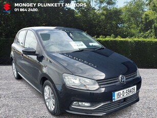 2015 - Volkswagen Polo Automatic