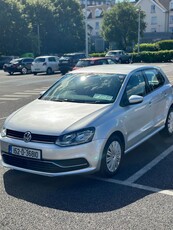 2015 - Volkswagen Polo Automatic