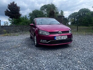 2015 - Volkswagen Polo Automatic