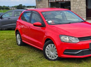 2015 - Volkswagen Polo Automatic