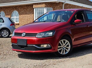 2015 - Volkswagen Polo Automatic