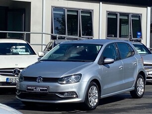 2015 - Volkswagen Polo Automatic