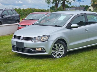 2015 - Volkswagen Polo Automatic