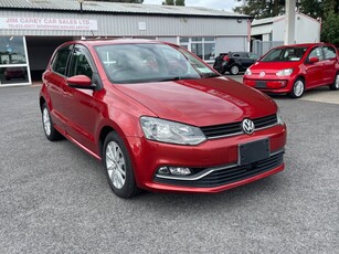 2015 - Volkswagen Polo Automatic