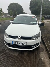 2015 - Volkswagen Polo Manual