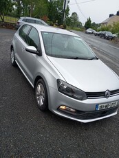 2015 - Volkswagen Polo Manual