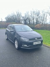 2015 - Volkswagen Polo Manual