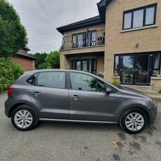 2015 - Volkswagen Polo Manual