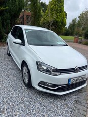 2015 - Volkswagen Polo Manual