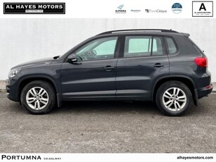 2015 - Volkswagen Tiguan Manual