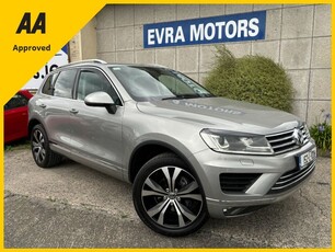 2015 - Volkswagen Touareg Automatic