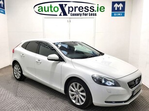 2015 - Volvo V40 Automatic