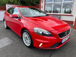 2015 - Volvo V40 Manual