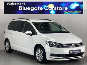 2016 (161) Volkswagen Touran