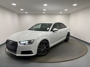 2016 - Audi A4 Manual