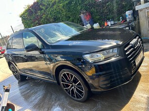 2016 - Audi Q7 Automatic