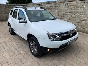 2016 - Dacia Duster Manual