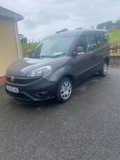 2016 - Fiat Doblo Manual