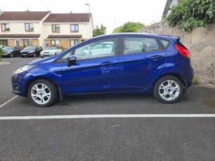 2016 - Ford Fiesta Manual