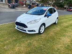 2016 - Ford Fiesta Manual