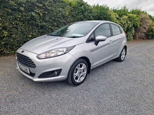 2016 - Ford Fiesta Manual