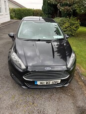 2016 - Ford Fiesta Manual