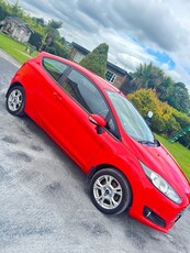 2016 - Ford Fiesta Manual