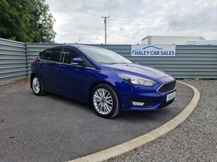 2016 - Ford Focus Manual