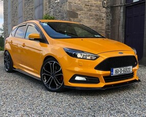 2016 - Ford Focus Manual