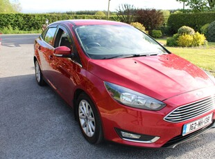 2016 - Ford Focus Manual