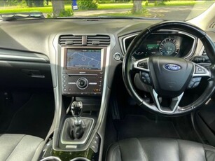 2016 - Ford Mondeo Manual