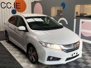 2016 - Honda Grace Automatic